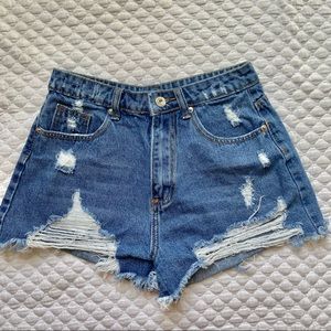 Distressed Shorts SZ 1
